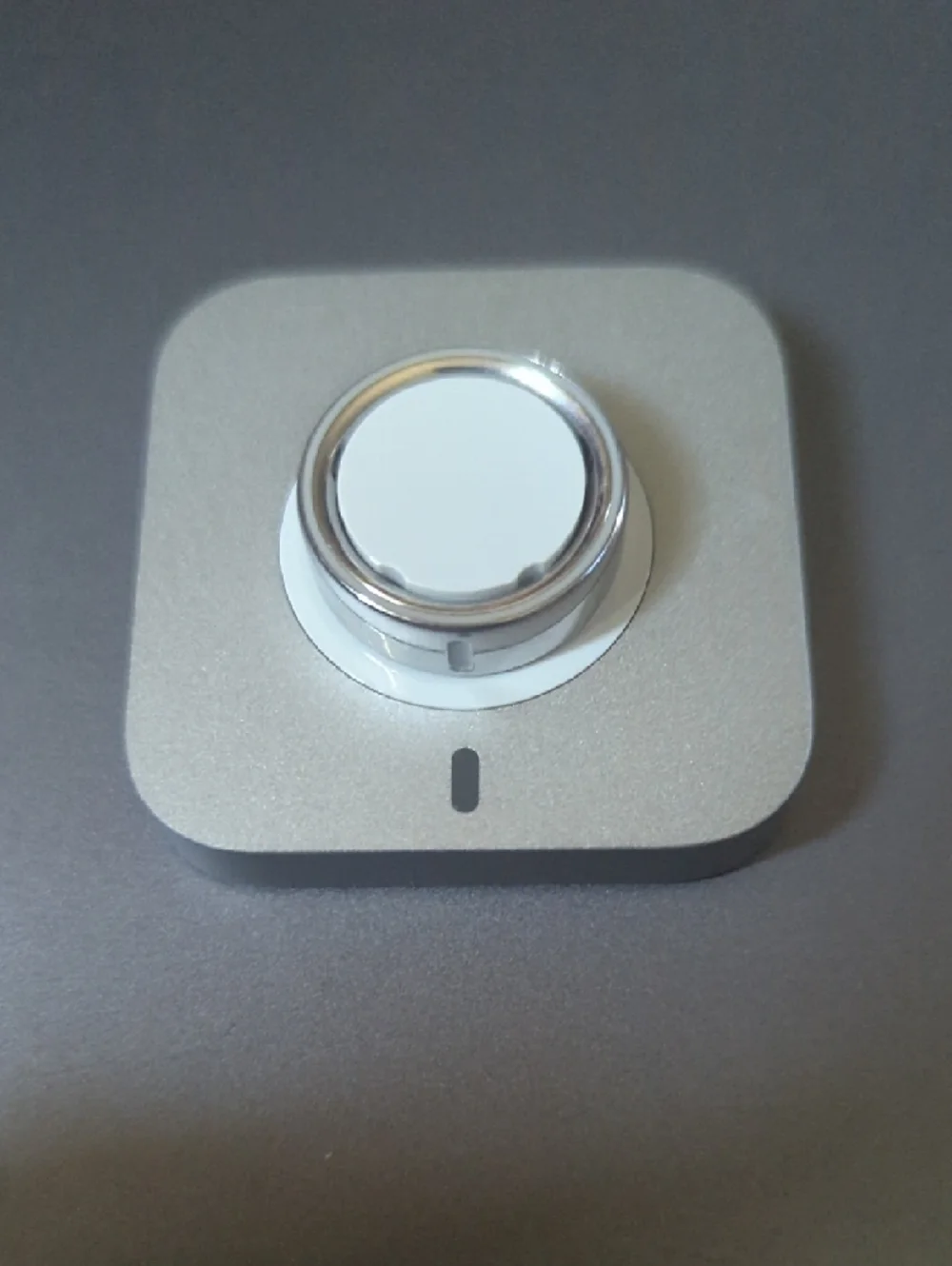 Oura Silver Ring with Charging Dock and USB-C Cable